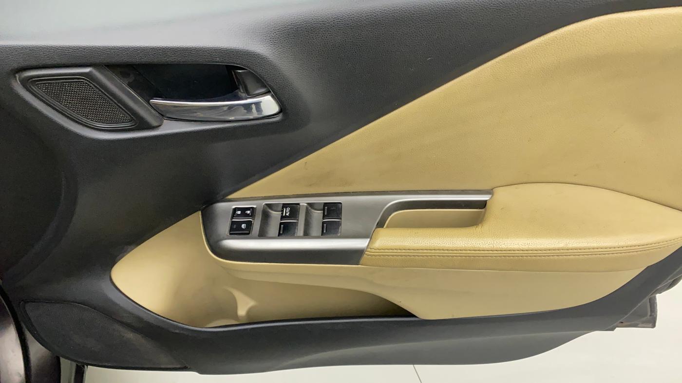2015 Honda City 1.5L I-VTEC VX CVT, Petrol, Automatic, 96,911 km, Driver Side Door Panels Control