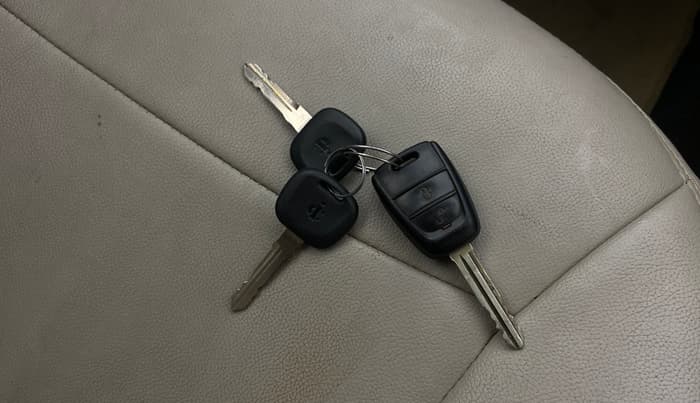 2012 Hyundai Eon SPORTZ, Petrol, Manual, 8,193 km, Key Close Up