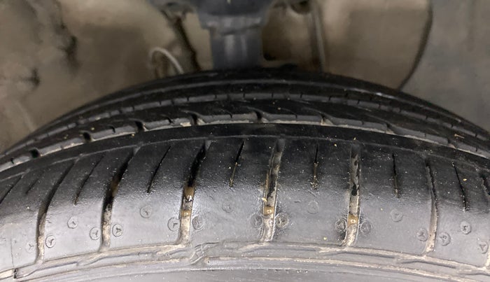 2016 Hyundai i20 Active 1.2 SX, Petrol, Manual, 69,098 km, Right Front Tyre Tread