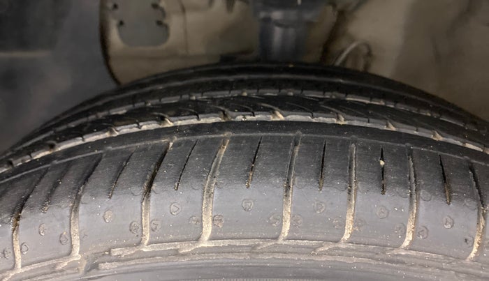 2016 Hyundai i20 Active 1.2 SX, Petrol, Manual, 69,098 km, Left Front Tyre Tread