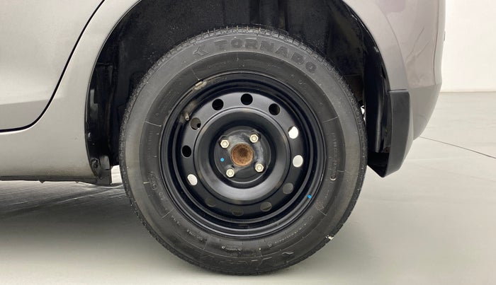 2013 Maruti Swift VDI, Diesel, Manual, 69,096 km, Left Rear Wheel