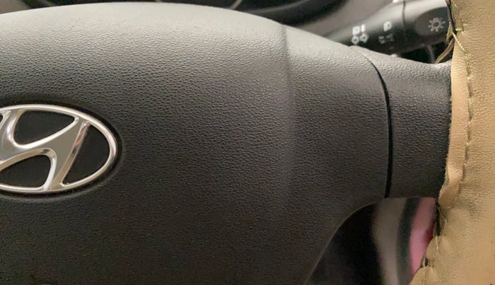 2014 Hyundai i10 SPORTZ 1.1, Petrol, Manual, 33,676 km, Adaptive Cruise Control