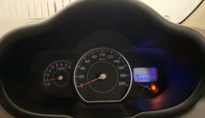 2014 Hyundai i10 SPORTZ 1.1, Petrol, Manual, 33,676 km, Odometer Image