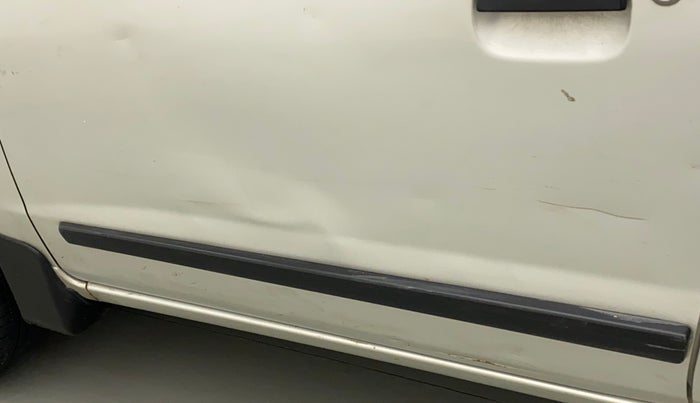 2011 Maruti Alto K10 LXI, Petrol, Manual, 23,584 km, Front passenger door - Minor scratches