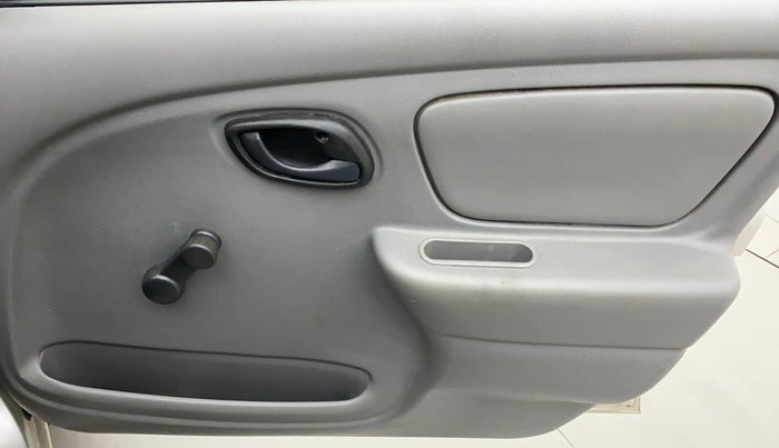 2011 Maruti Alto K10 LXI, Petrol, Manual, 23,584 km, Driver Side Door Panels Control