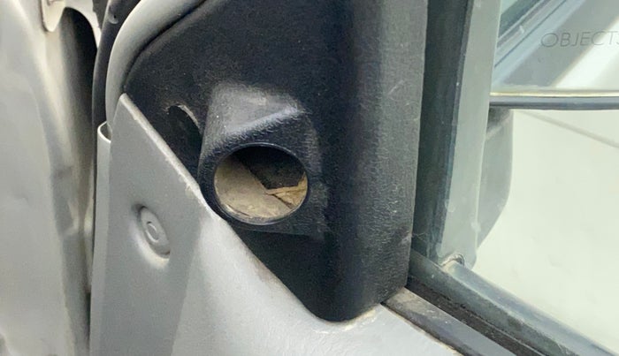 2011 Maruti Alto K10 LXI, Petrol, Manual, 23,584 km, Right rear-view mirror - ORVM knob broken and not working