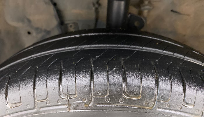 2015 Nissan Micra Active XV, Petrol, Manual, 78,722 km, Left Front Tyre Tread