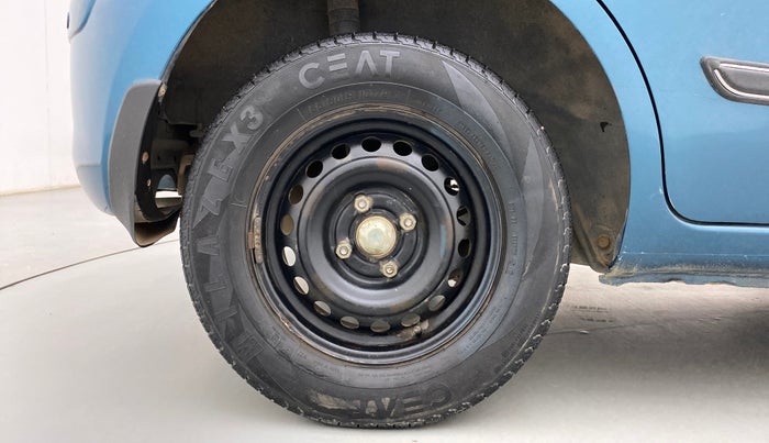 2015 Nissan Micra Active XV, Petrol, Manual, 78,722 km, Right Rear Wheel