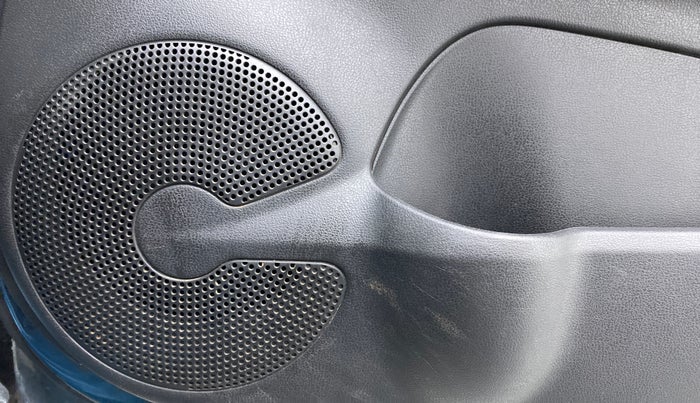 2015 Nissan Micra Active XV, Petrol, Manual, 78,722 km, Speaker