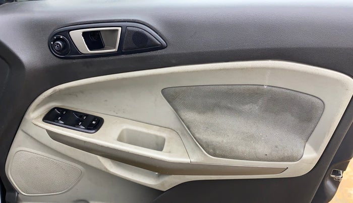 2013 Ford Ecosport TITANIUM 1.5L DIESEL, Diesel, Manual, 73,126 km, Driver Side Door Panels Control