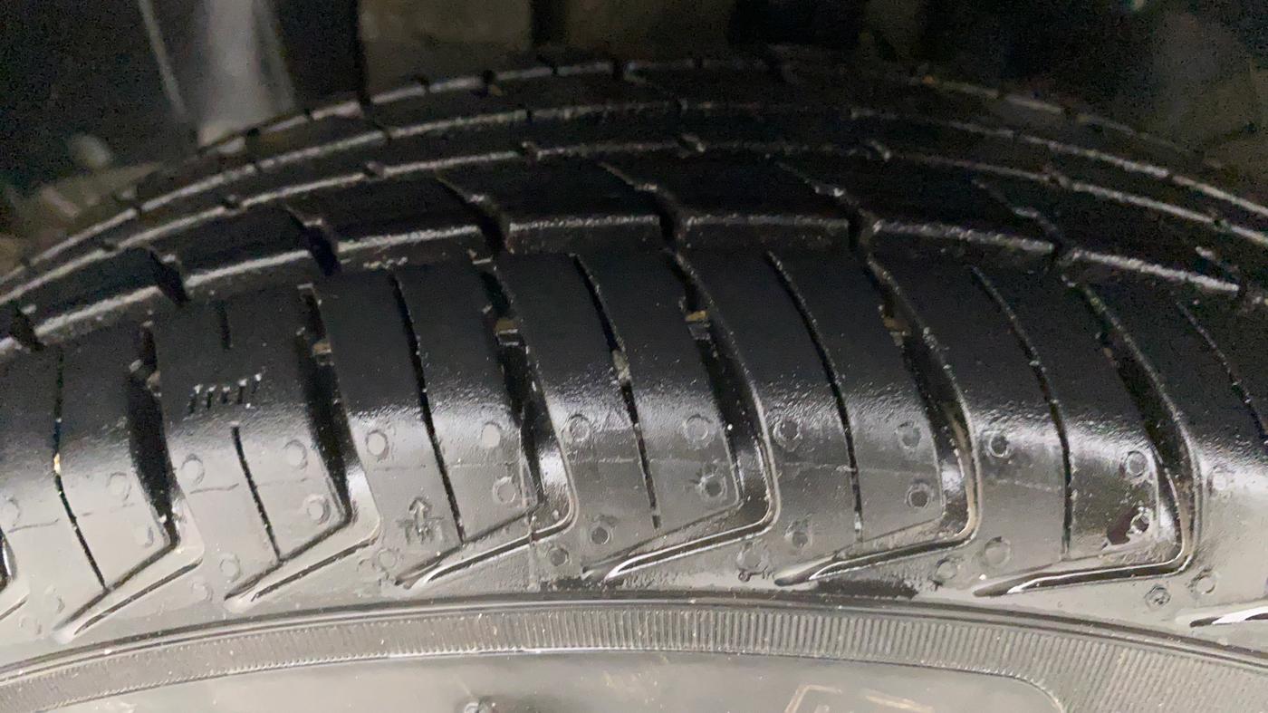 2019 Renault Kwid RXL, Petrol, Manual, 12,743 km, Left Front Tyre Tread