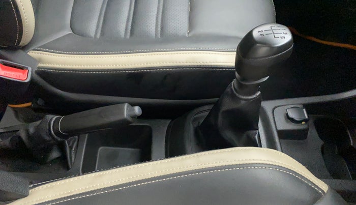 2019 Renault Kwid RXL, Petrol, Manual, 12,743 km, Gear Lever