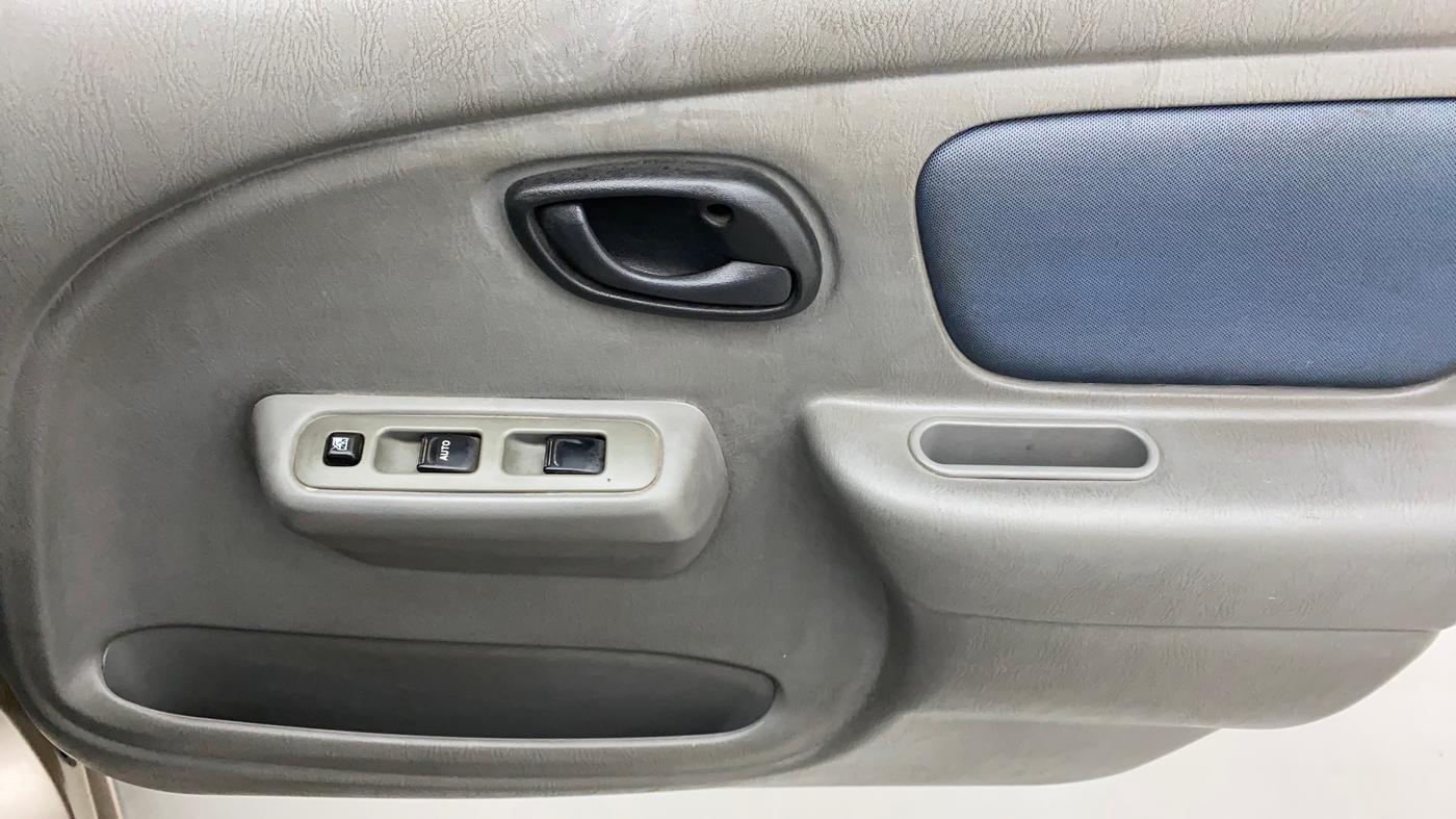2011 Maruti Alto K10 VXI, Petrol, Manual, 35,116 km, Driver Side Door Panels Control