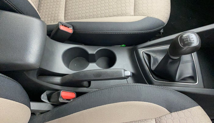 2017 Hyundai Elite i20 ASTA 1.2, Petrol, Manual, 49,960 km, Gear Lever