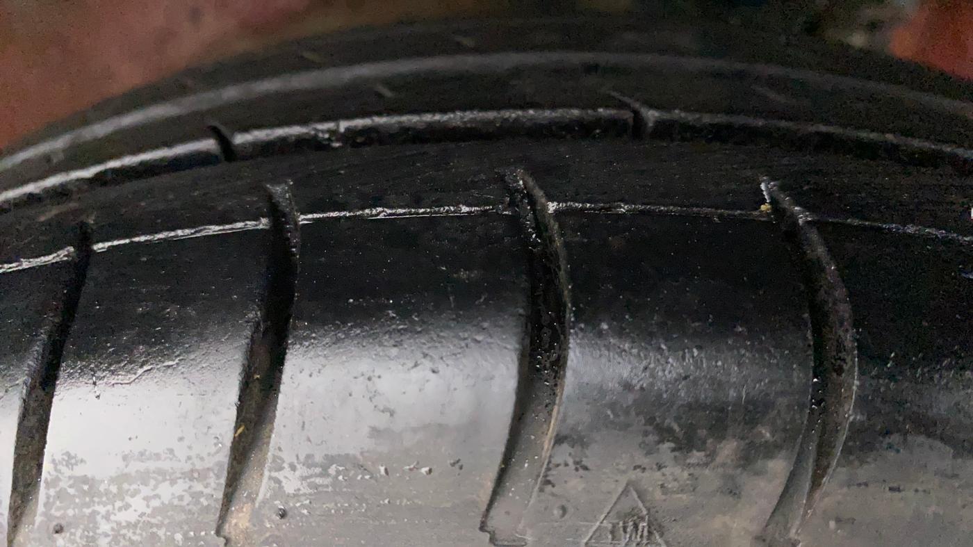 2011 Maruti Alto LXI, Petrol, Manual, 52,743 km, Left Front Tyre Tread