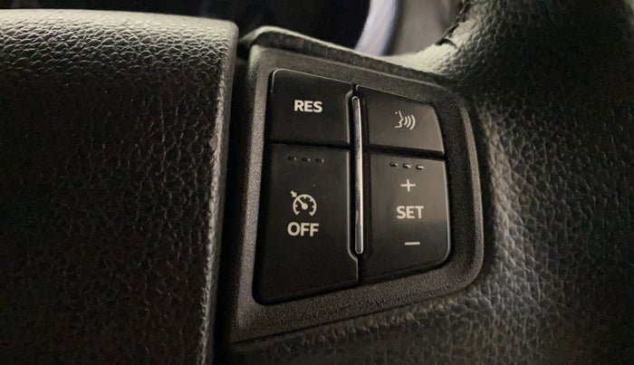 2021 Mahindra Thar LX  P 4WD AT CONVERTIBLE, Petrol, Automatic, 40,907 km, Adaptive Cruise Control
