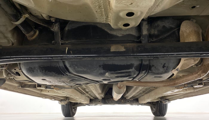 2014 Maruti Swift VXI, Petrol, Manual, 1,14,815 km, Rear Underbody