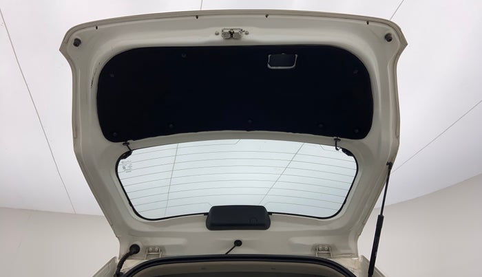 2015 Toyota Etios Liva VD, Diesel, Manual, 1,00,146 km, Boot Door Open