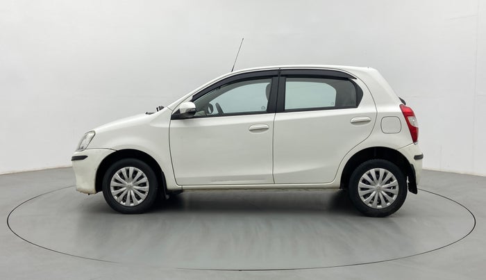 2015 Toyota Etios Liva VD, Diesel, Manual, 1,00,146 km, Left Side