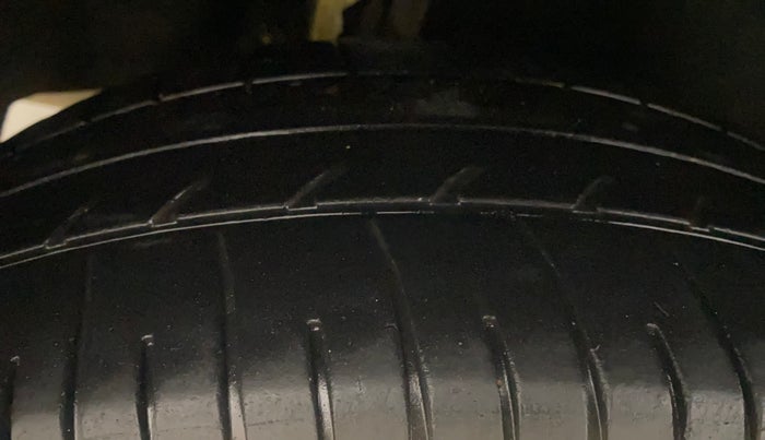 2017 Ford Ecosport TREND+ 1.5L DIESEL, Diesel, Manual, 83,122 km, Right Rear Tyre Tread