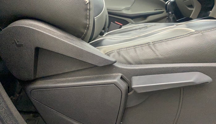 2017 Ford Ecosport TREND+ 1.5L DIESEL, Diesel, Manual, 83,122 km, Driver Side Adjustment Panel