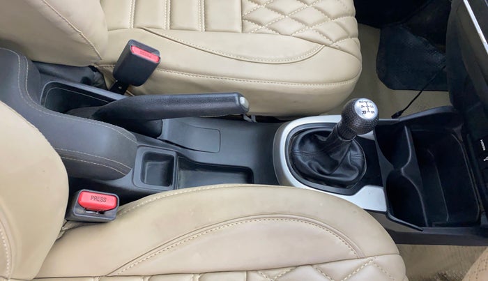 2018 Honda WR-V 1.5L I-DTEC VX MT, Diesel, Manual, 1,10,991 km, Gear Lever