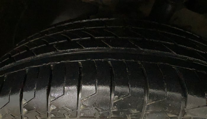 2023 Hyundai VENUE SX 1.2 PETROL, Petrol, Manual, 11,228 km, Left Front Tyre Tread