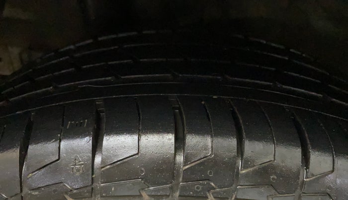 2023 Hyundai VENUE SX 1.2 PETROL, Petrol, Manual, 11,228 km, Right Rear Tyre Tread