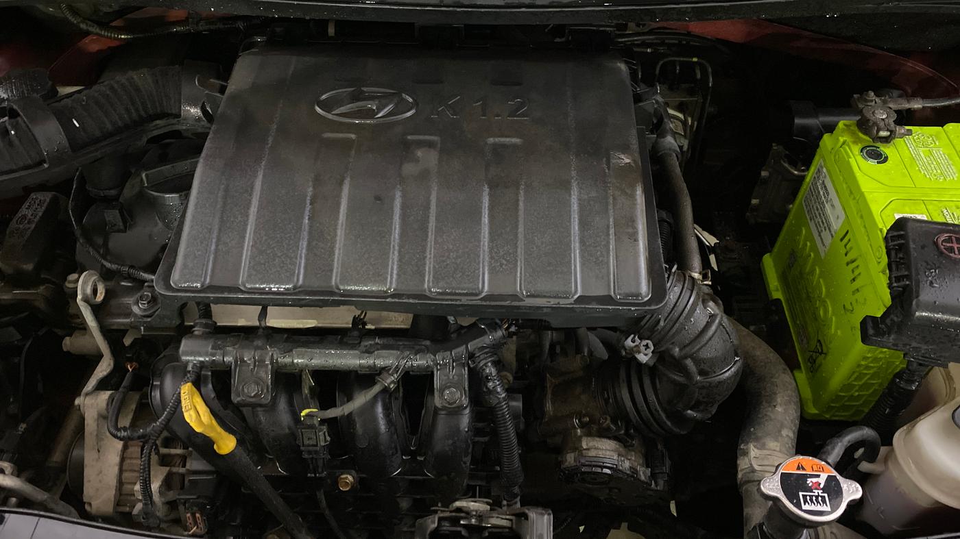 2015 Hyundai Xcent SX 1.2, Petrol, Manual, 95,672 km, Engine View