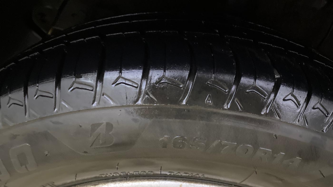 2015 Hyundai Xcent SX 1.2, Petrol, Manual, 95,672 km, Right Rear Tyre Tread