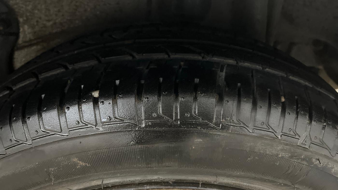 2015 Tata Zest XMS PETROL, Petrol, Manual, 75,897 km, Left Rear Tyre Tread