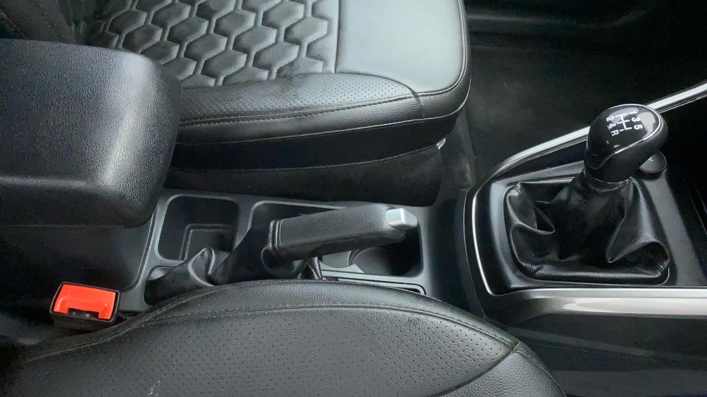 2020 Ford Ecosport 1.5TITANIUM TDCI, Diesel, Manual, 1,328 km, Gear Lever