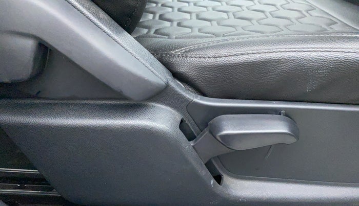 2020 Ford Ecosport 1.5TITANIUM TDCI, Diesel, Manual, 1,328 km, Driver Side Adjustment Panel