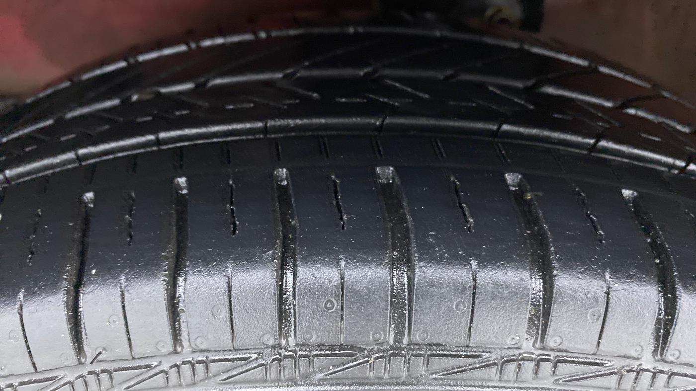 2021 Maruti Celerio ZXI D, Petrol, Manual, 15,951 km, Left Front Tyre Tread