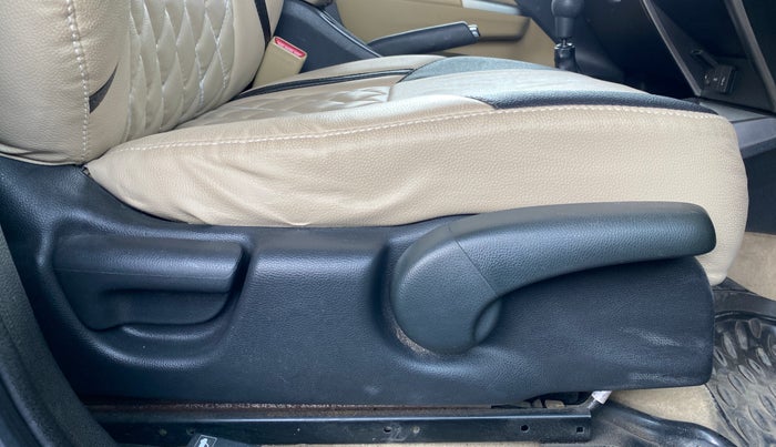 2014 Honda City 1.5L I-VTEC V MT, Petrol, Manual, 78,350 km, Driver Side Adjustment Panel
