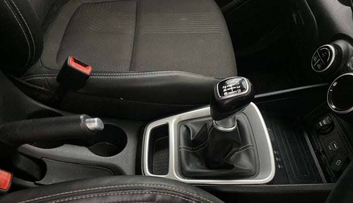 2020 Hyundai VENUE SX 1.0 (O) TURBO IMT, Petrol, Manual, 34,151 km, Gear Lever