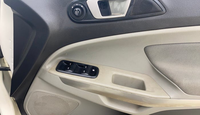 2014 Ford Ecosport TITANIUM 1.0L ECOBOOST, Petrol, Manual, 91,332 km, Driver Side Door Panels Control