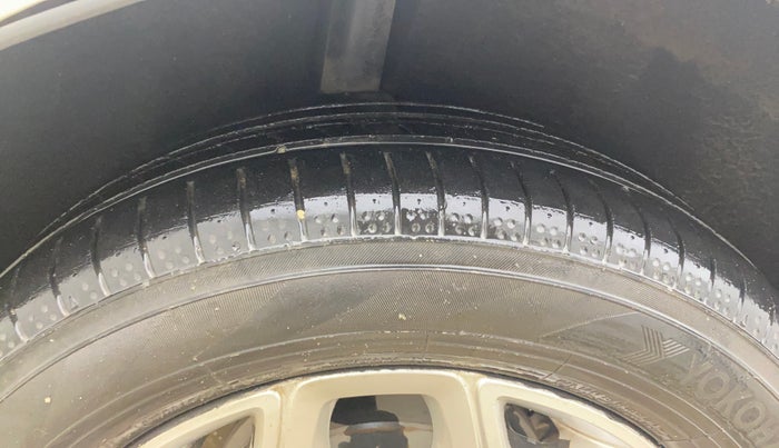 2014 Ford Ecosport TITANIUM 1.0L ECOBOOST, Petrol, Manual, 91,332 km, Right Rear Tyre Tread