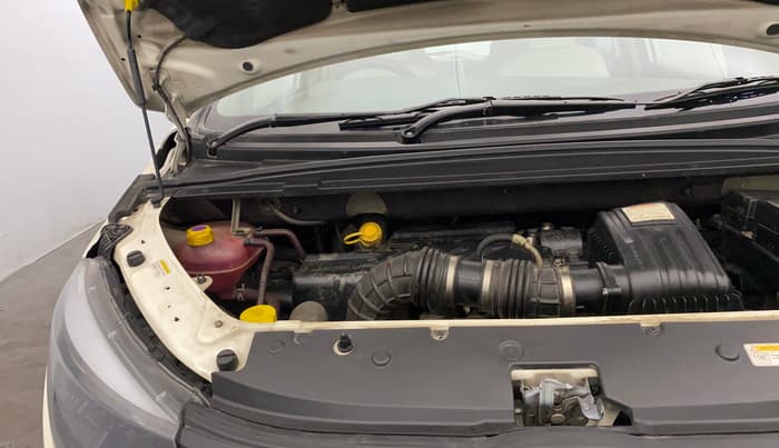 2019 Mahindra MARAZZO M6 7 STR, Diesel, Manual, 94,253 km, Engine View - Right