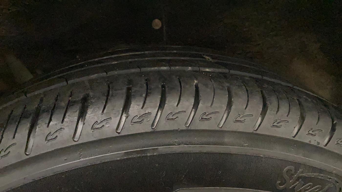 2019 Mahindra MARAZZO M6 7 STR, Diesel, Manual, 94,253 km, Right Rear Tyre Tread