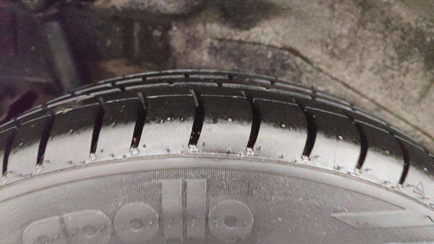 2018 Maruti Wagon R 1.0 VXI, Petrol, Manual, 40,187 km, Right Rear Tyre Tread