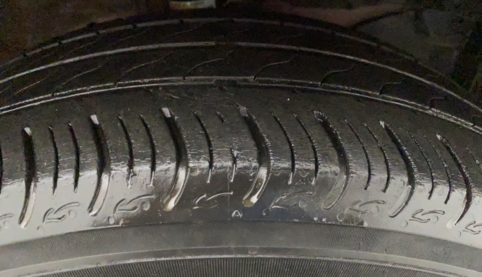 2019 Honda Amaze 1.2 V CVT I VTEC, Petrol, Automatic, 37,624 km, Right Front Tyre Tread