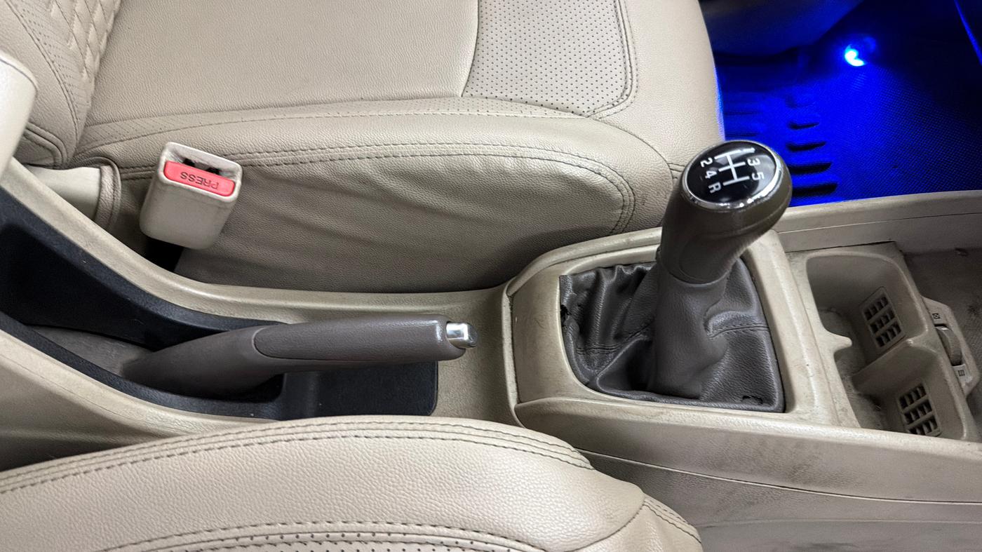 2021 Maruti Ertiga VXI CNG, CNG, Manual, 91,358 km, Gear Lever