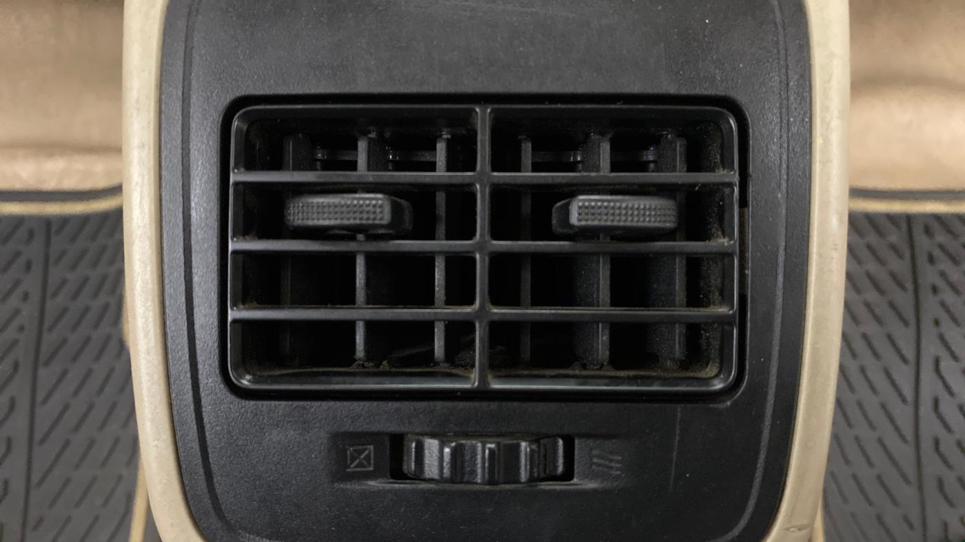 2018 Maruti Dzire VDI, Diesel, Manual, 37,751 km, Rear AC Vents