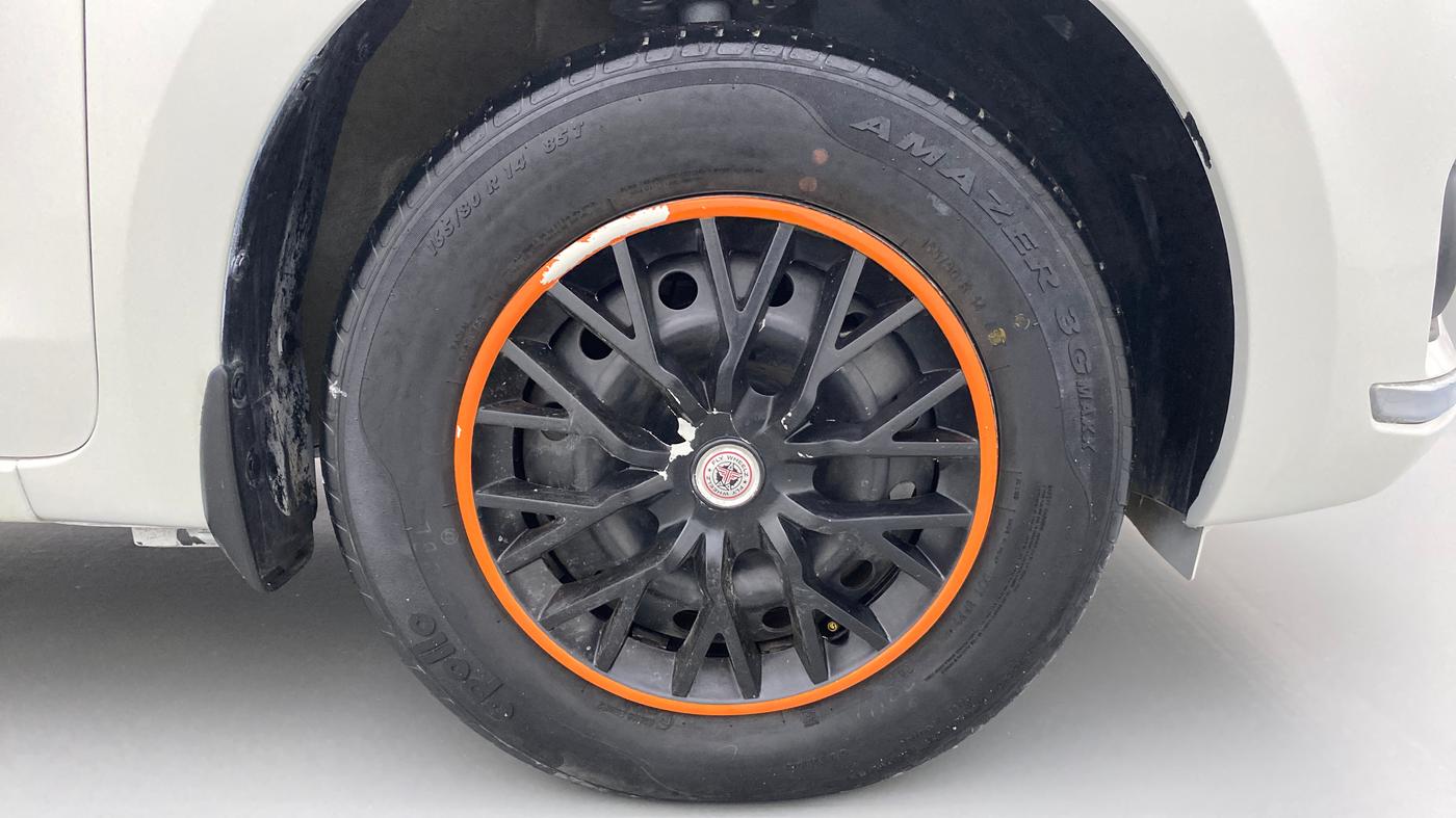 2018 Maruti Dzire VDI, Diesel, Manual, 37,751 km, Right Front Wheel