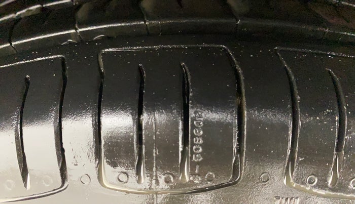 2014 Maruti Celerio VXI AMT, Petrol, Automatic, 61,845 km, Left Front Tyre Tread