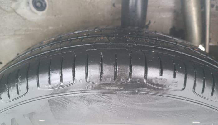 2015 Maruti Celerio VXI AMT, Petrol, Automatic, 48,471 km, Left Rear Tyre Tread