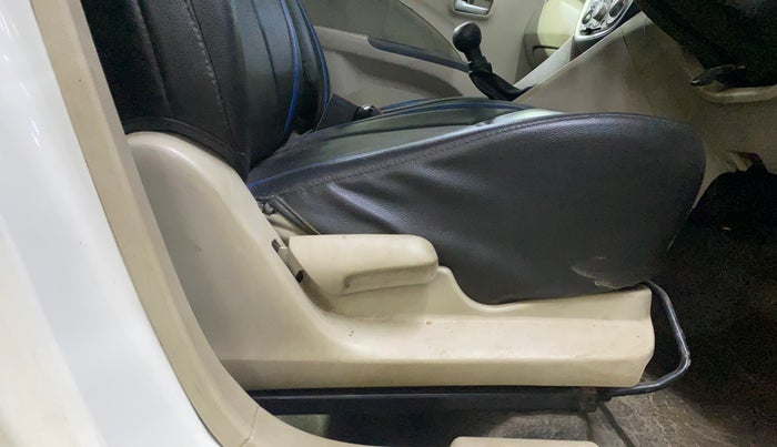 2018 Maruti Celerio ZXI, Petrol, Manual, 38,675 km, Driver Side Adjustment Panel