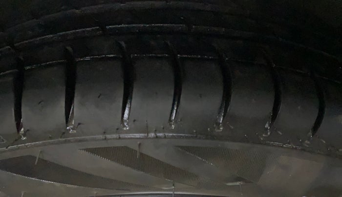 2018 Maruti Celerio ZXI, Petrol, Manual, 38,675 km, Right Front Tyre Tread