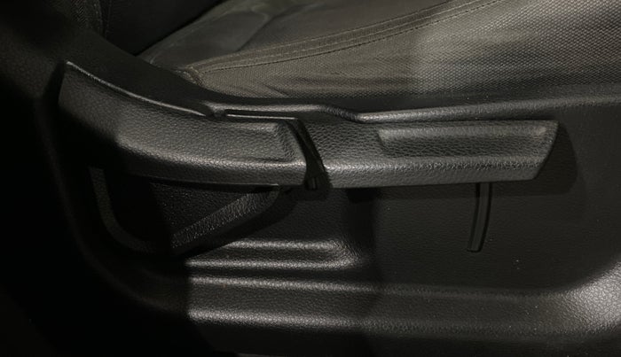 2022 KIA SELTOS HTK PLUS 1.5 DIESEL, Diesel, Manual, 70,089 km, Driver Side Adjustment Panel